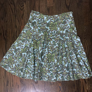 lightweight cotton A-line skirt size 6